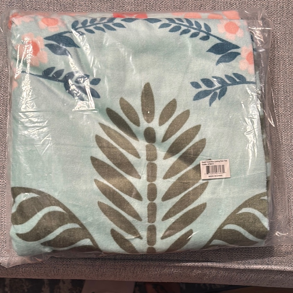 Spartina 449 Beach Towel Alljoy Landing Palm Tree